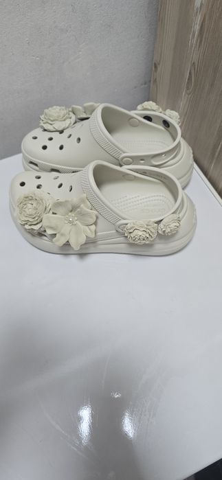 Original crocs model deosebit