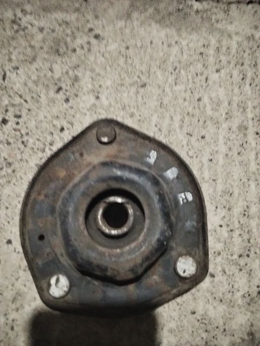 Амартизатор камри 10 кашка