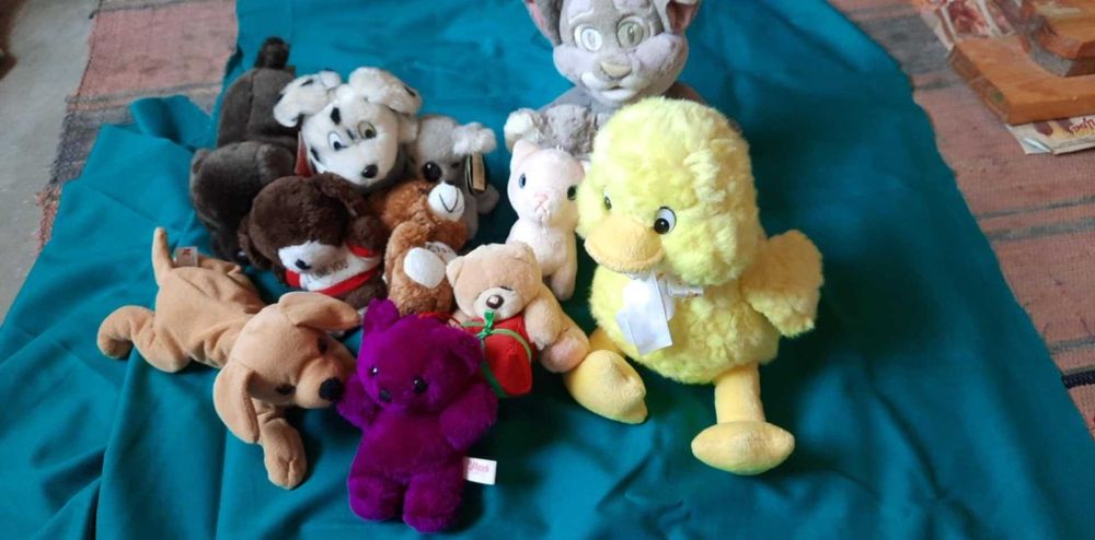 Плюшени играчки плюшени мечета и други животинки