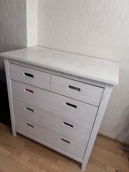 продам комод деревянный