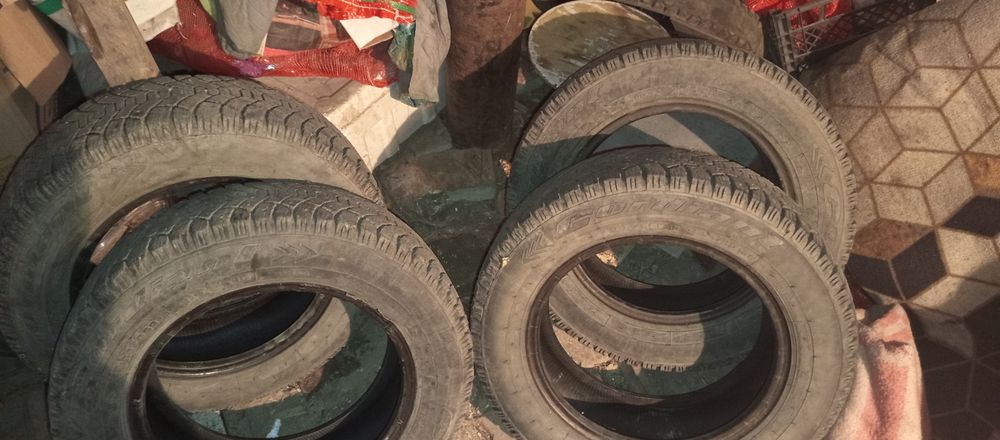 Продам резину 15р