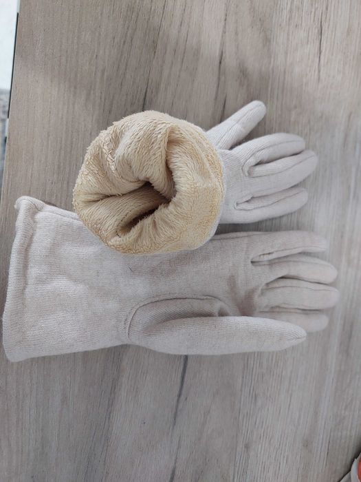 Перчатки белые варежки