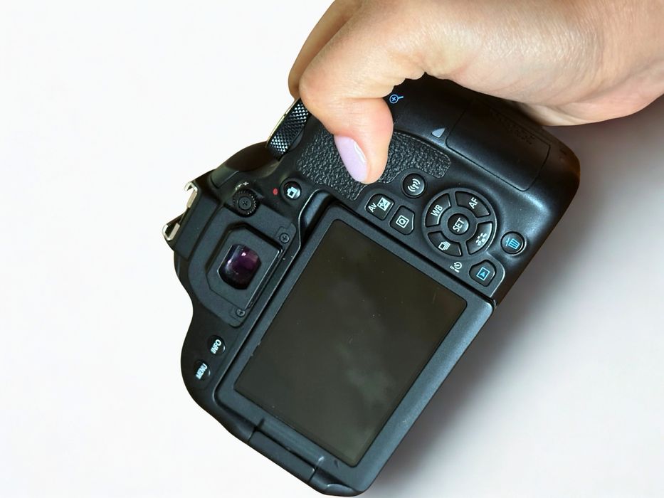 Фотоаппарат Canon eos 800d