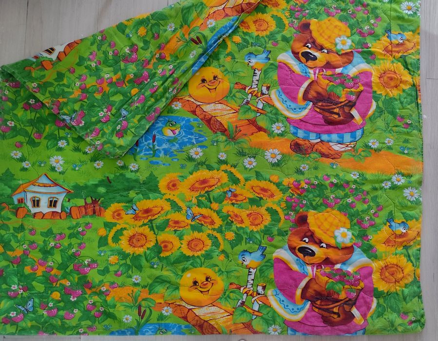 Продам детские вещи