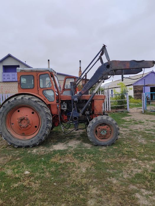 Продам  ТРАКТОР с куном