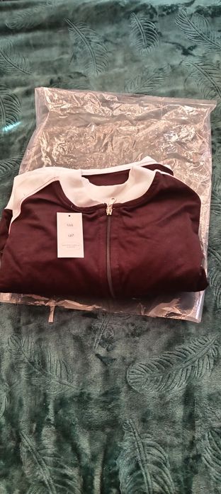 Комплект дамски анцунг.