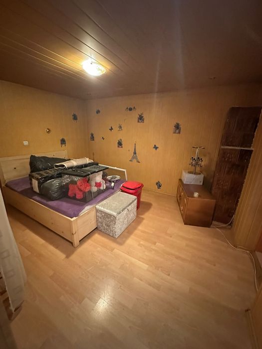 Casa de vanzare cu 4 camere