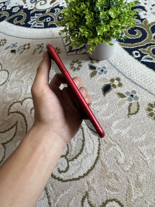 Продам iPhone 11