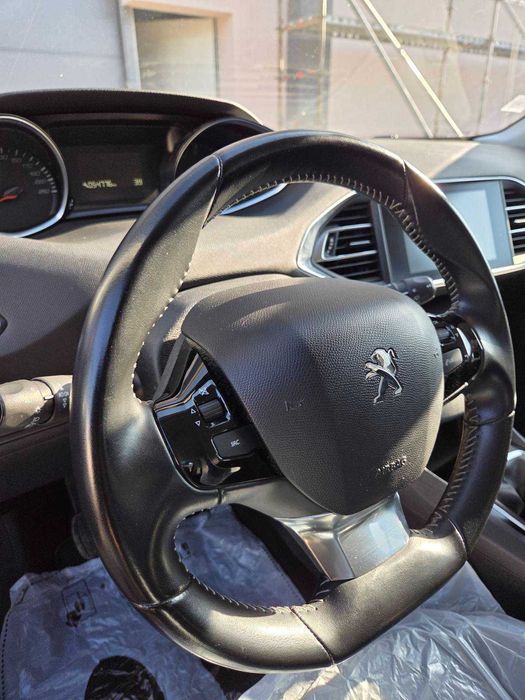 Пежо 308 SW, 2017