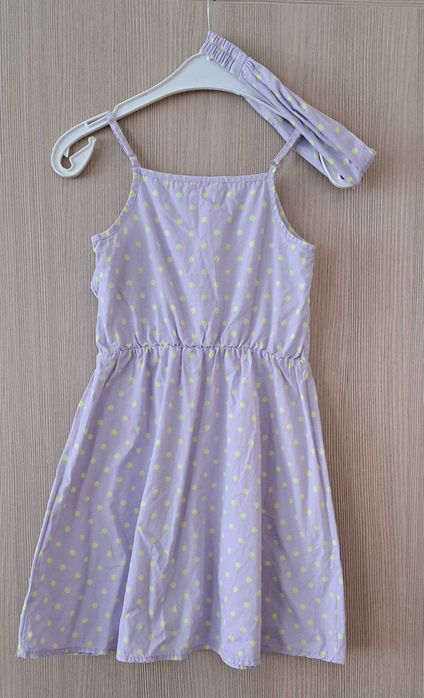 Рокли, бельо, чорапи,