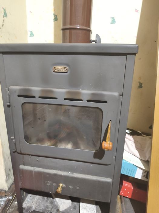 Продавам камина ползвана е два пъти