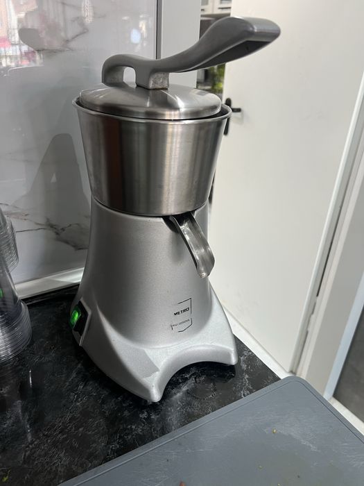 Професионална фреш машина за цитруси