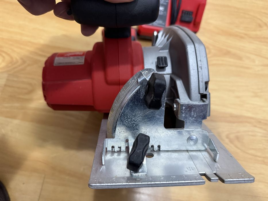 Milwaukee HD 18 CS Ръчен Циркуляр