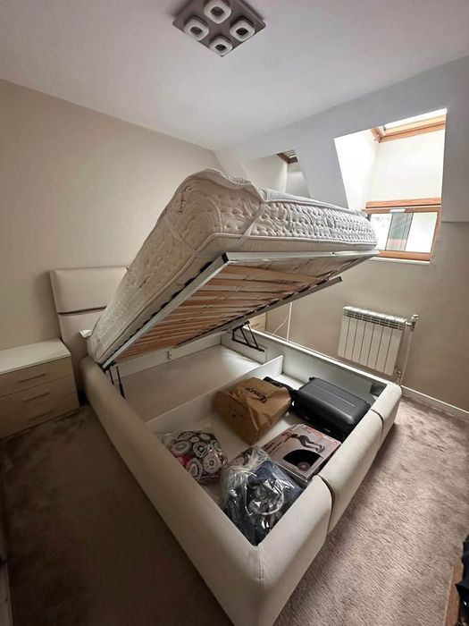 Двойно тапицирано легло с повдигащ механизъм + матрак