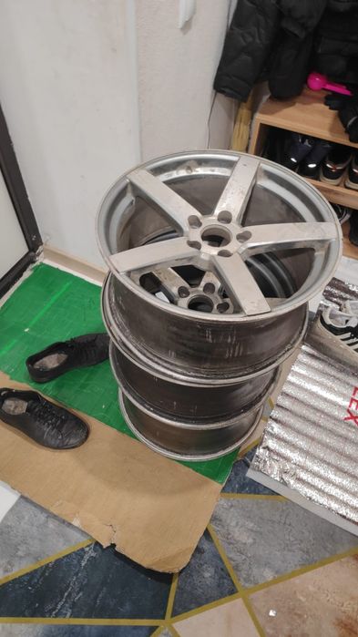 Продам диски R18