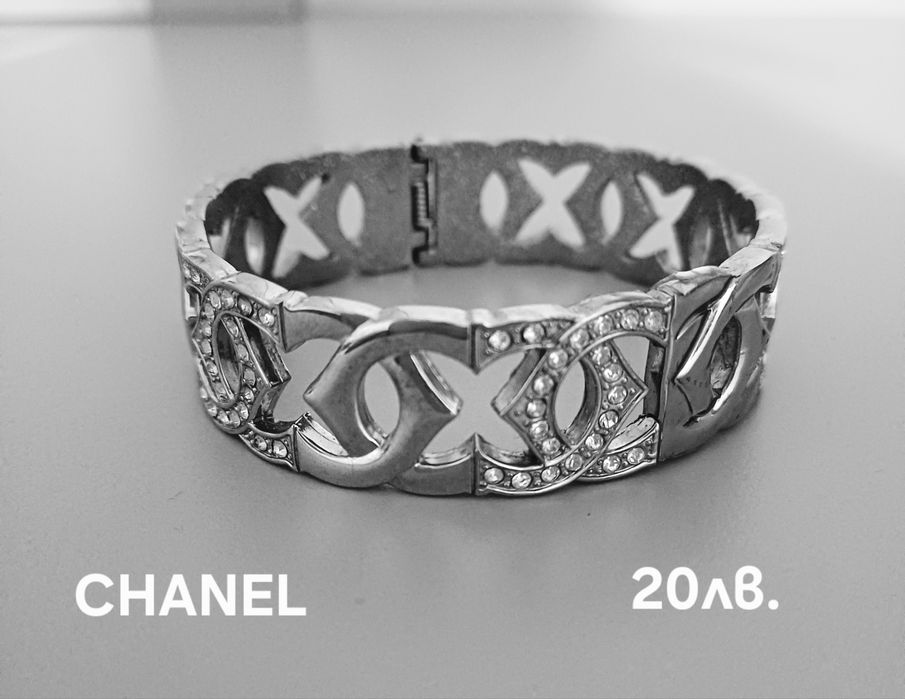 Прекрасни гривни Invoke и други марки