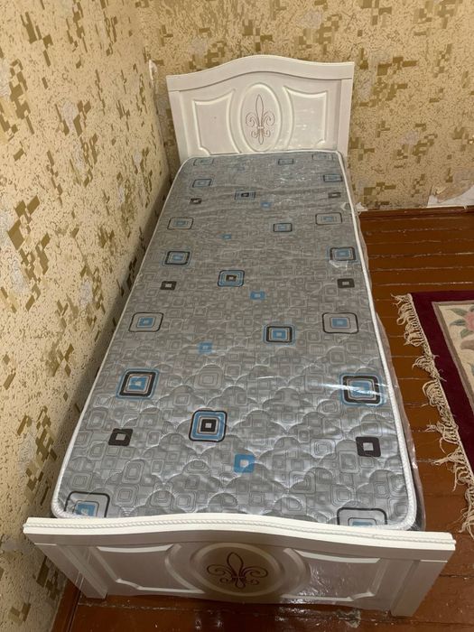 Продается кровать