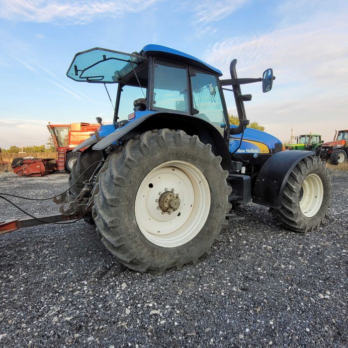 Tractor New Holland TM175