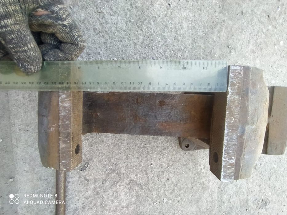 Тиски советские