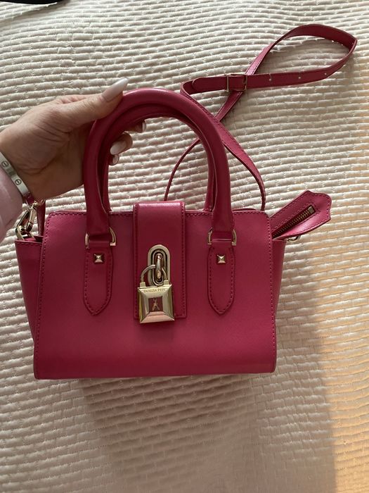 5 бр. Маркови дамски чанти в много добро състояние