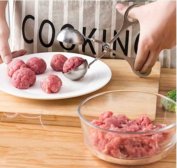 кухненски уред за правене на кюфтенца , помощник за начинаещи 2 части