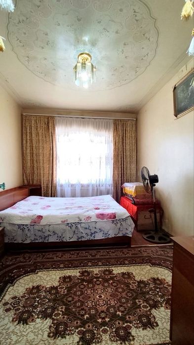 Qoraqamich Tansiqboev 4 2/5/5 balkon 2/6 srochno sotiladi