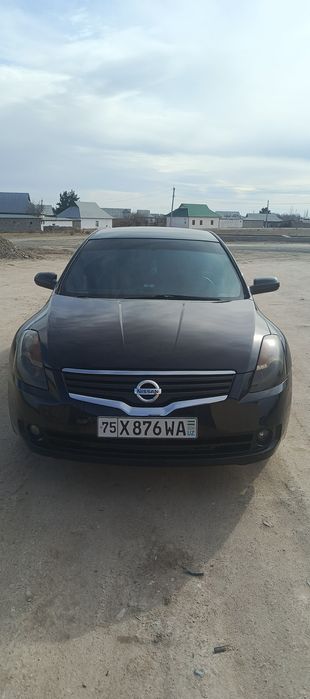 Ниссан алтима 2009