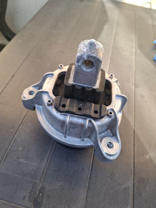 Tampon motor Bmw f10