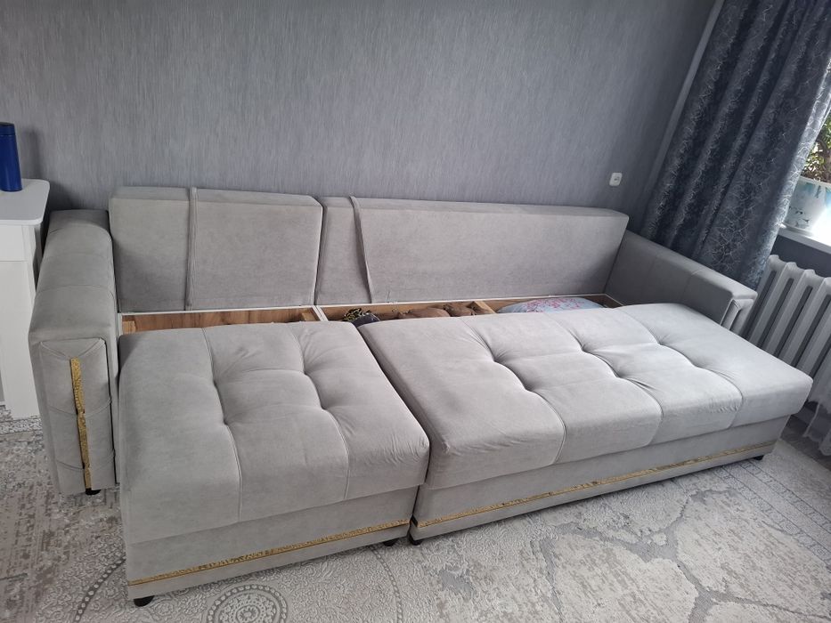 Продам диван прямой