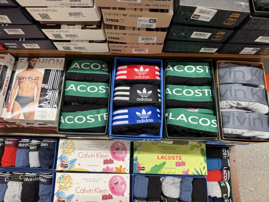 Boxeri barbati 3 la set 75 lei prada ck versace lacoste boss