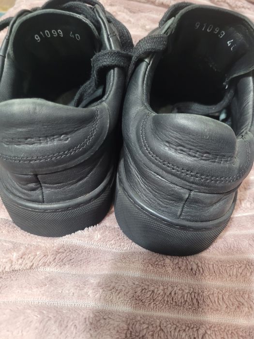 Продам кожаную обувь