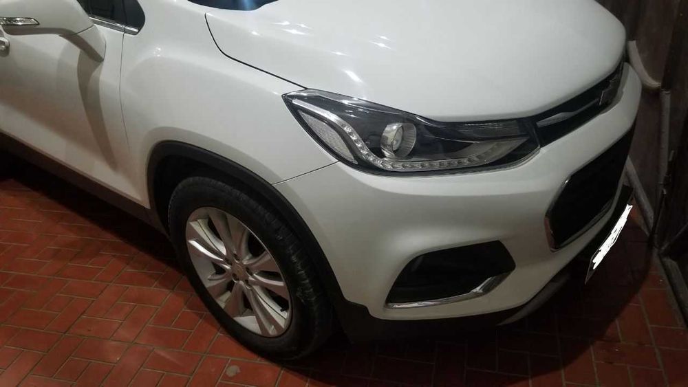 Tracker 1 . Primer . 2020