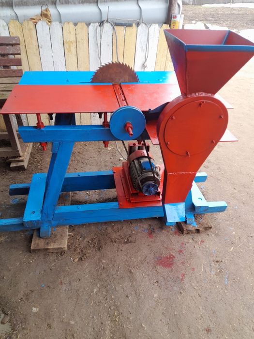 Multifuncțional Abric, moară ,rindeluitor