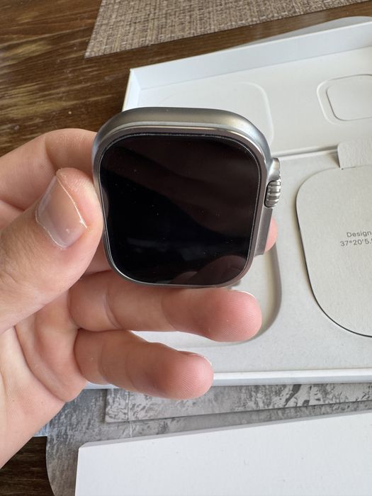 Apple Watch Ultra 49mm Titanium