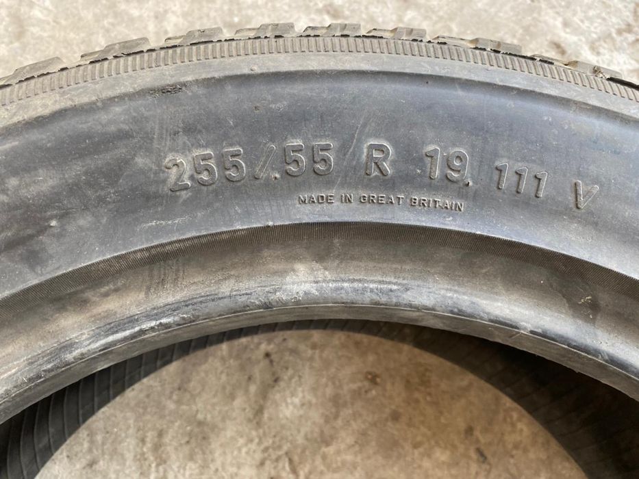 Продам дешево покрышки от Х5