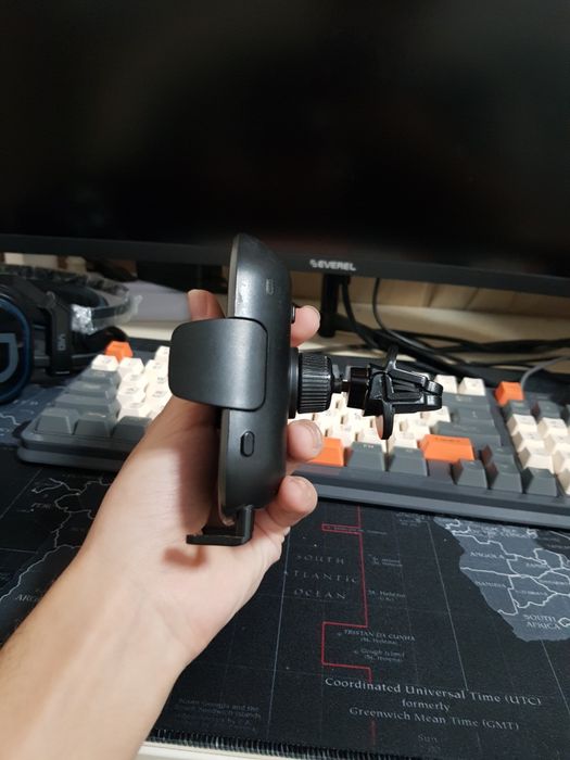 Автомобильная беспроводная зарядка+держатель для телефона