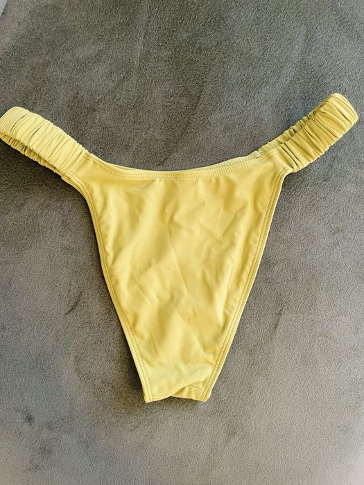 Страхотен бански