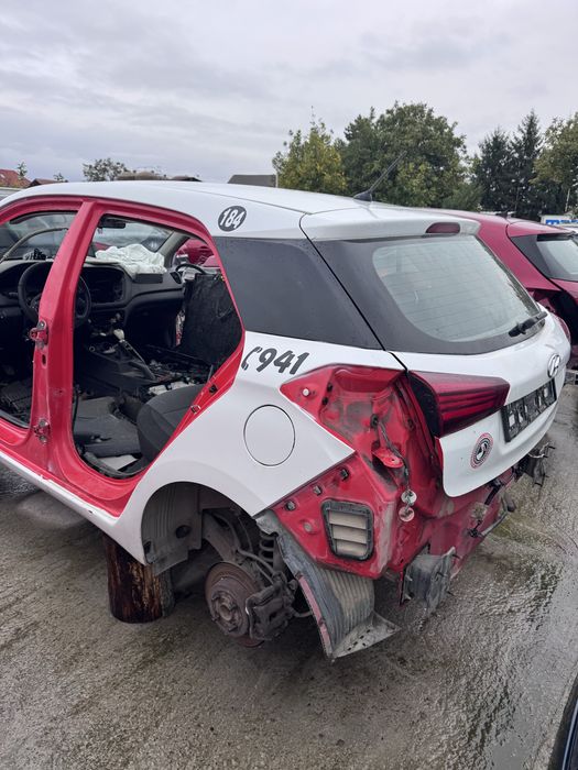 Aripa spate stanga dreapta panou fusta spate locas roata rezerva Hyundai i20 2015-2020