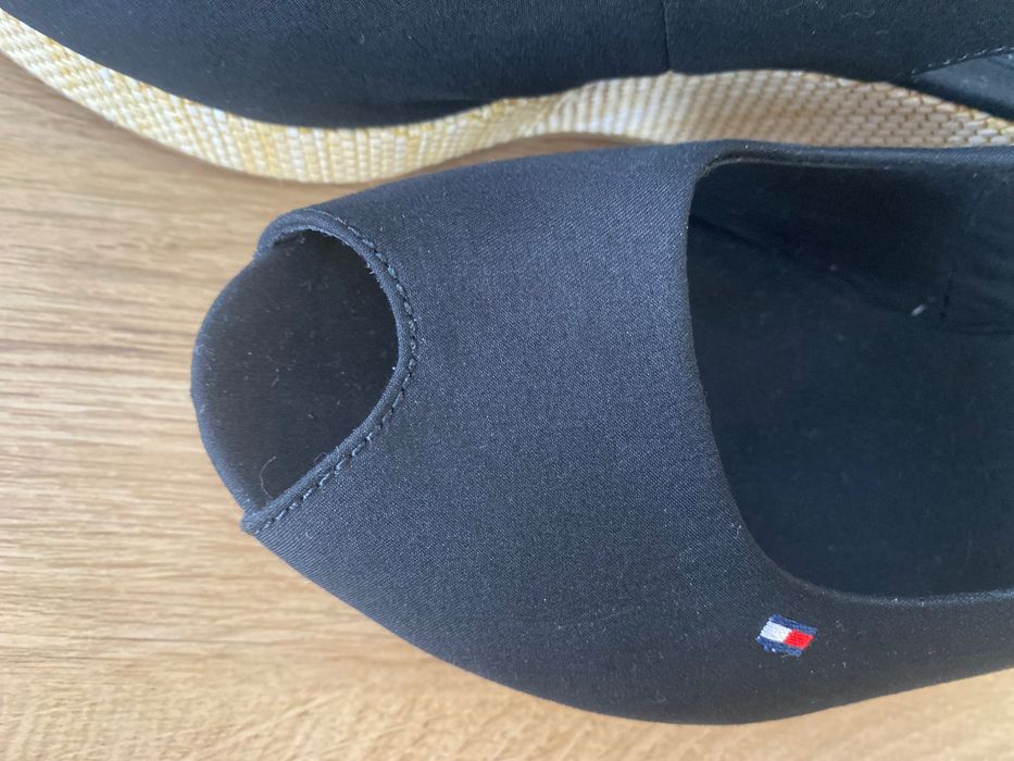 Сандали Tommy Hilfiger