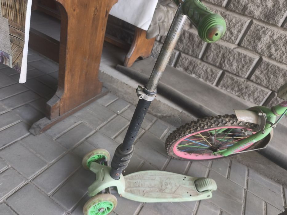 Великии продам самокат