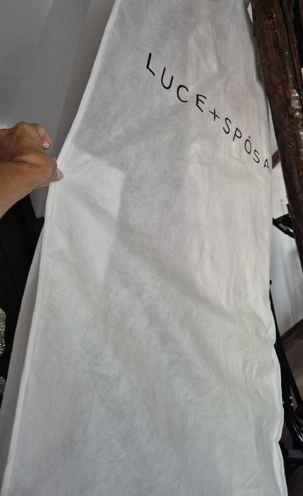 Vand rochie de mireasa