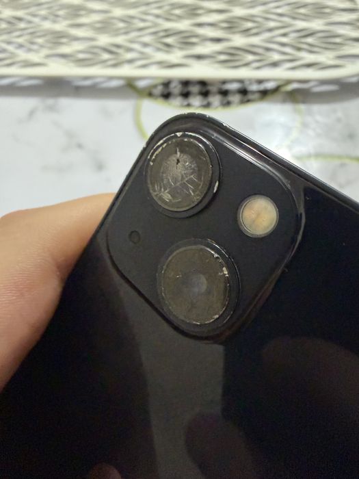 Iphone 13 mini……