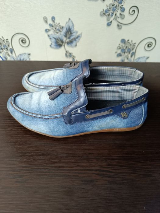 Продаю джинсовые макасины 42 размера