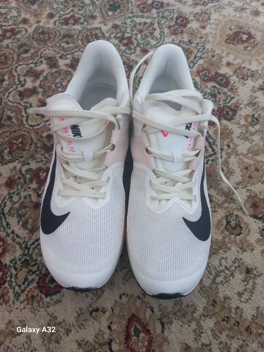 Nike Air zoom rival fly 4