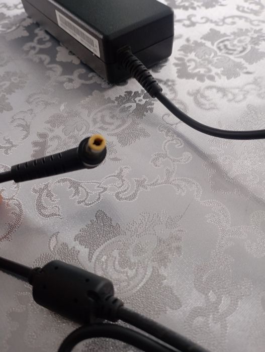 Продам Блок питания