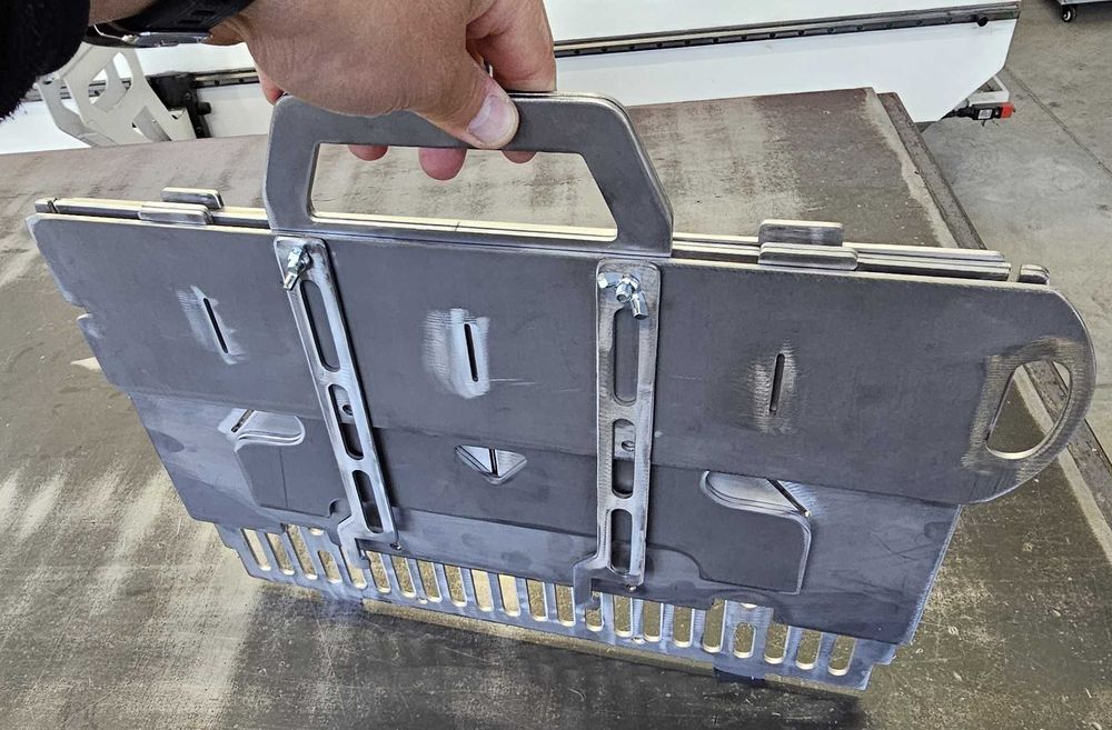 ВЕЧНА сглобяема къмпинг скара / барбекю "COMPACT" от масивна 3мм стомана! ВИДЕО!