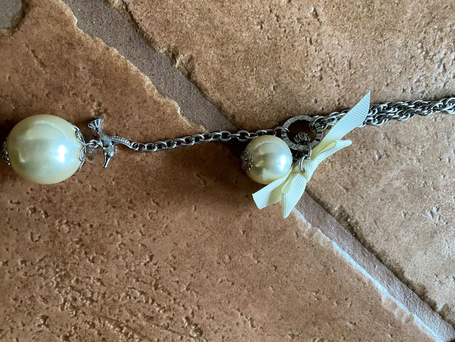 Колиета и гривни, перлени и др.