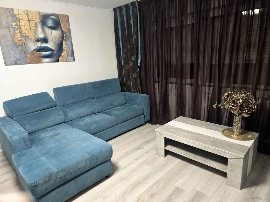 Închiriez apartament 2 camere Rogerius