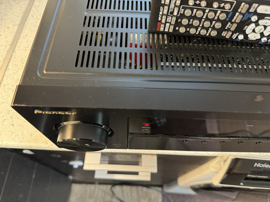 Pioneer VSX-528 ресивър