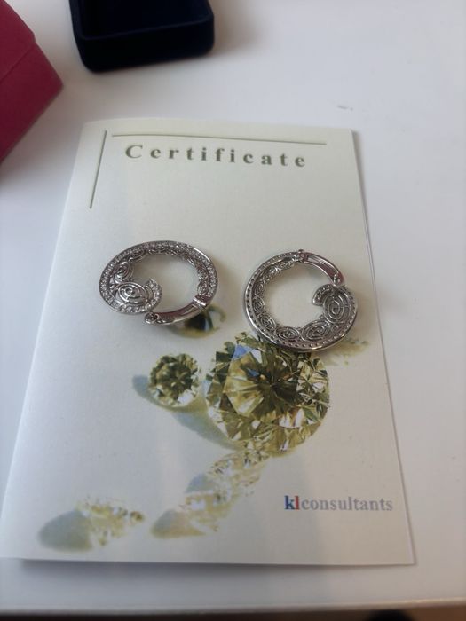 Златни 18каратови обеци с 96 естествени диаманти 7.59гр